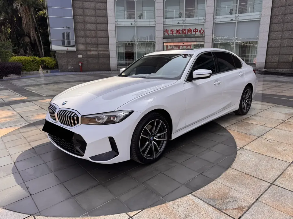 BMW 3 Series BMW 3 Series 2023 320Li M Sport Package 2023 — photo 1, buy with delivery to Moscow