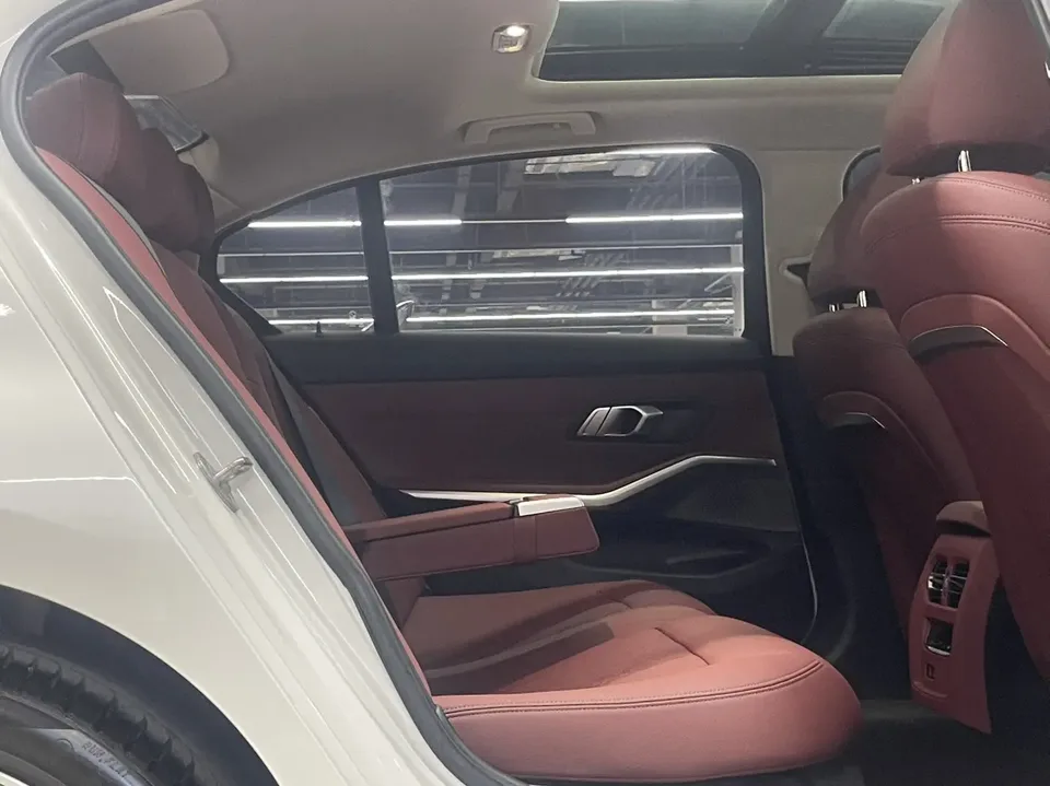 BMW 3 Series BMW 3 Series 2023 320Li M Sport Package 2023 — миниатюра 5
