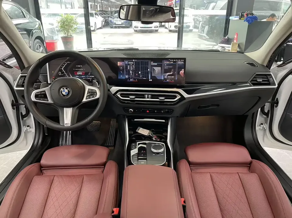 BMW 3 Series BMW 3 Series 2023 320Li M Sport Package 2023 — миниатюра 4