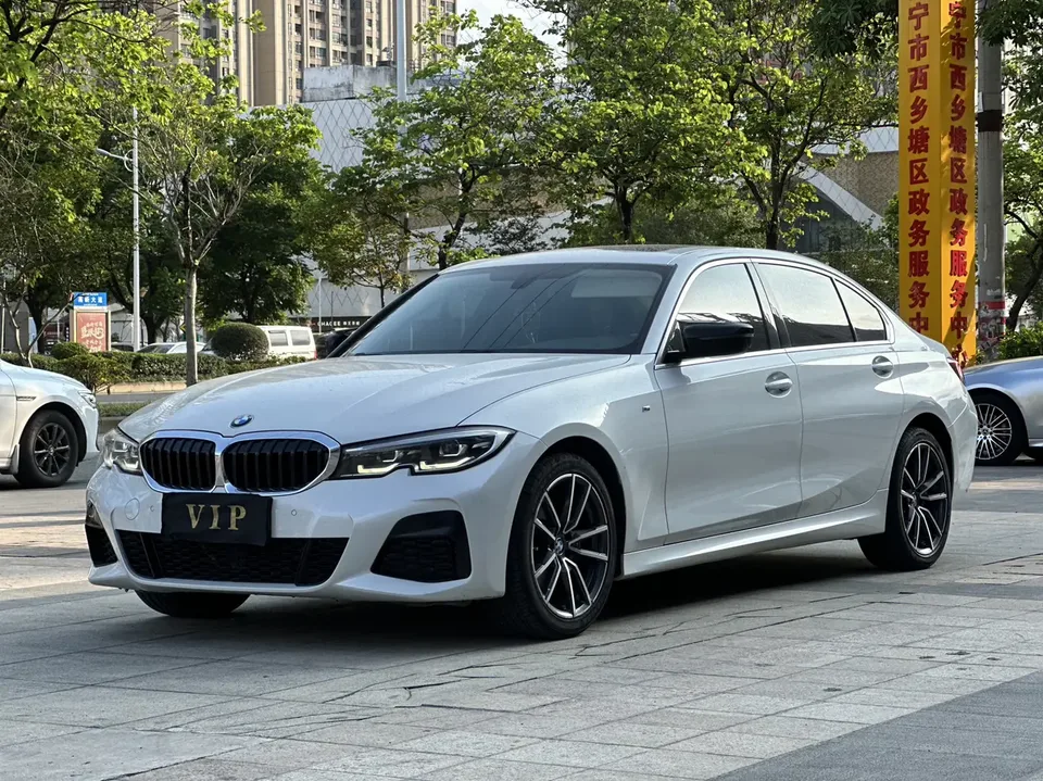 BMW 3 Series 2022