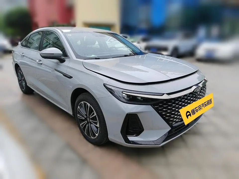 Chery Fengyun A8 Fengyun A8 2025 70km Standard Model 2026 — thumbnail 3