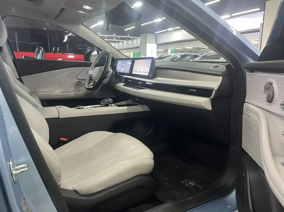 Chery Fengyun A8 145km Luxury Model 2024 — миниатюра 3