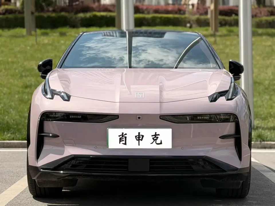 Zeekr X 2025