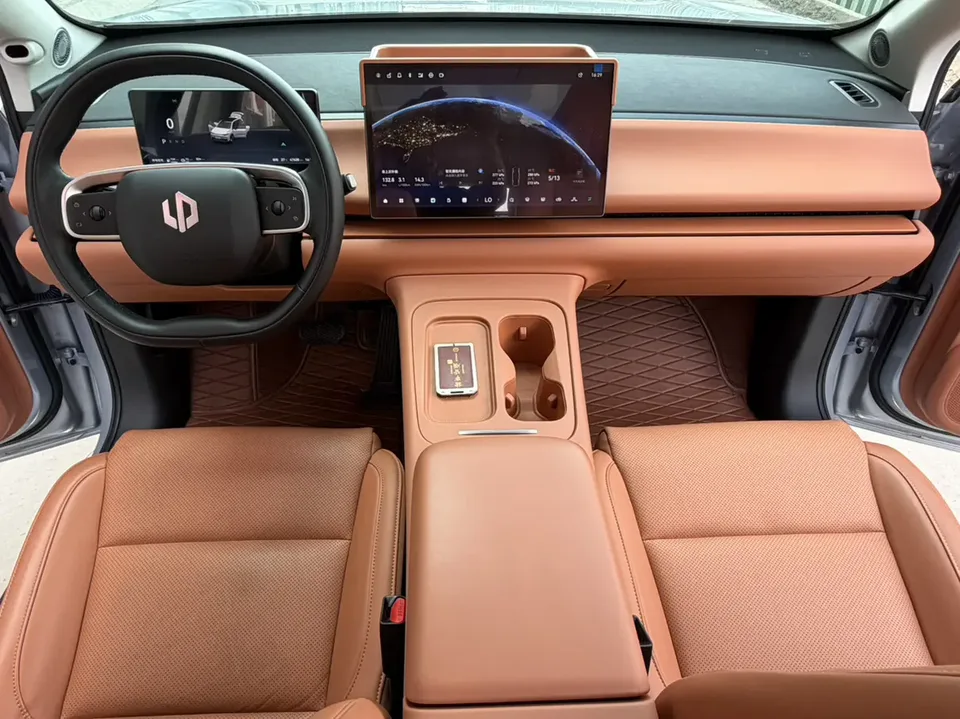 Leapmotor C16 Extended Range 200 Premium Edition 2025 — миниатюра 3