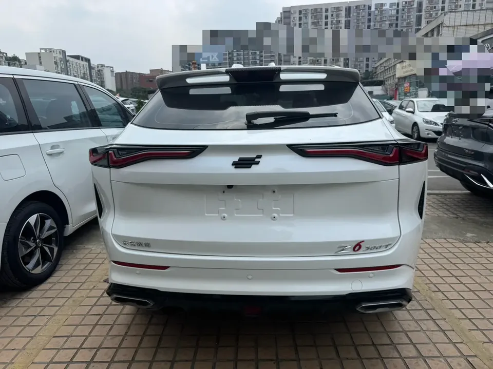 Oshan Changan Auchan Z6 Blue Whale 1.5T DCT smart model 2023 — миниатюра 2