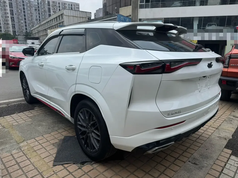 Oshan Changan Auchan Z6 Blue Whale 1.5T DCT smart model 2023 — миниатюра 4