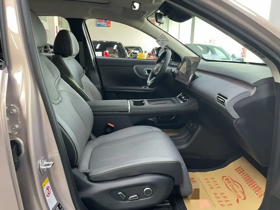 Changan Qiyuan Q05 Changan Qiyuan Q05 2026 Peugeot 506 Max 2025 — миниатюра 5