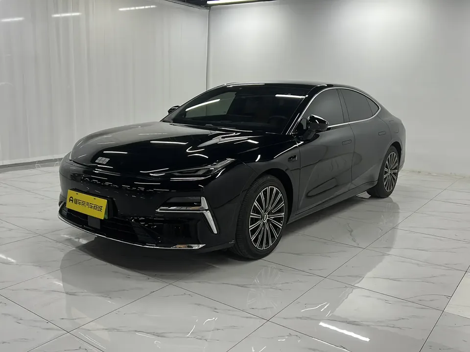 Geely Galaxy Star 8 PHEV 2025