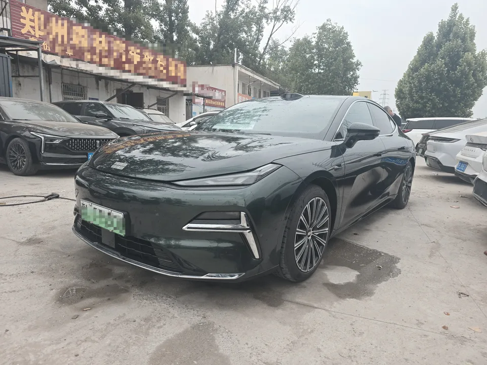 Geely Galaxy Star 8 PHEV 2025