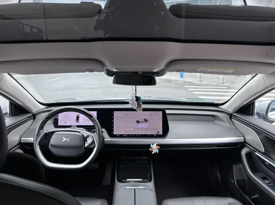 XPeng P7 586E 2023 — миниатюра 5