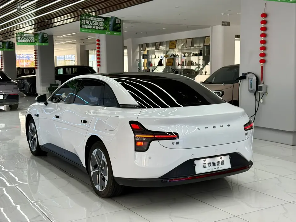 XPeng Xiaopeng MONA M03 620 Ultra-long-range Plus Edition 2025 — миниатюра 4