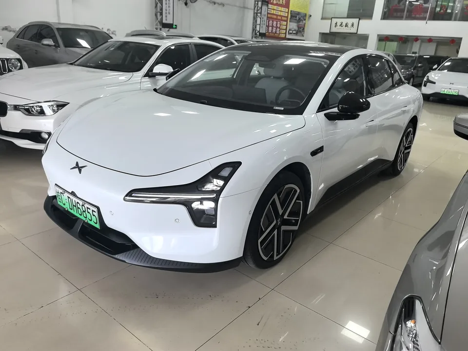 XPeng Xiaopeng MONA M03 2025