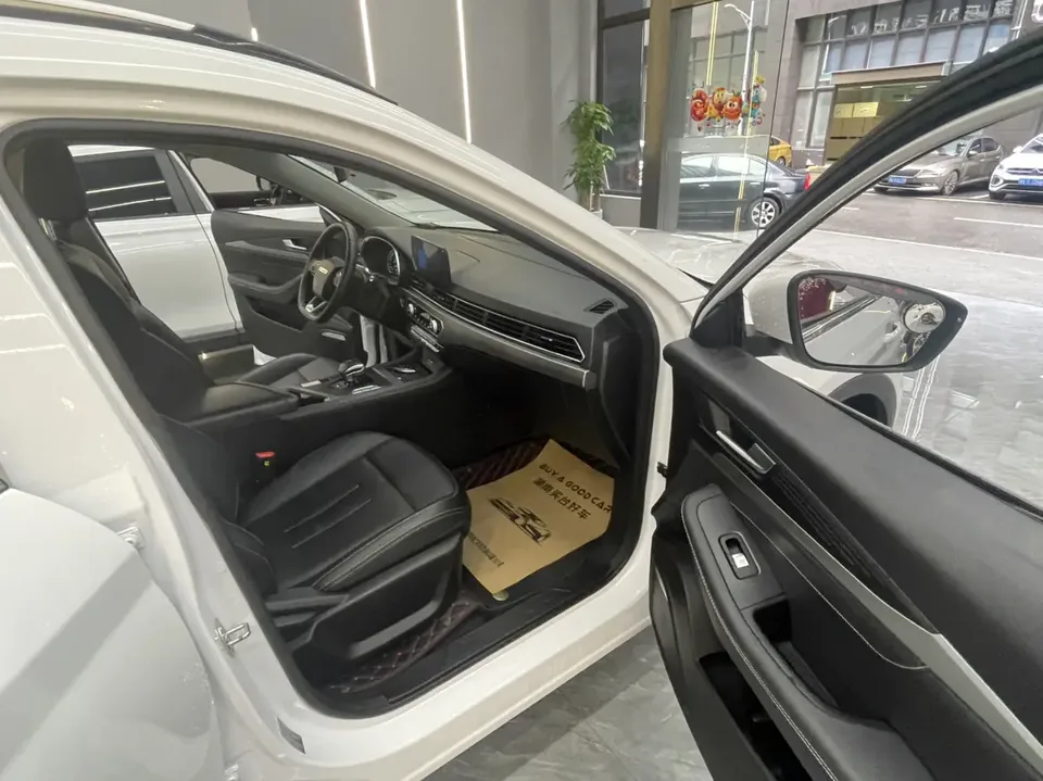 Jetour Jietu X70S Jietu X70S 2022 1.5T DCT Vitality Edition 2022 — thumbnail 4