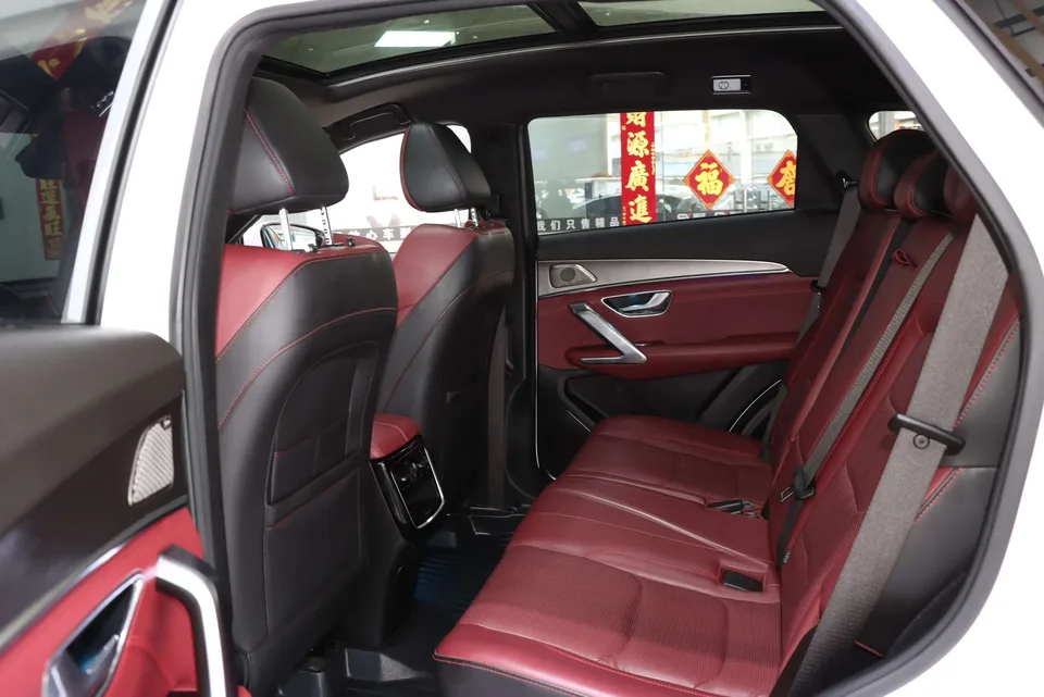 Jetour Jietu X70 PLUS 1.6T DCT Pro 7-seater 2022 — миниатюра 5