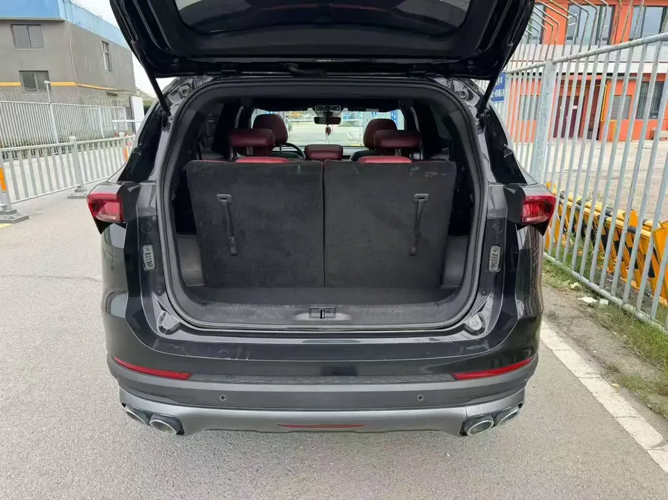 Jetour Jietu X70 PLUS Champion Edition 1.5T DCT Champion MAX 7 Seaters 2024 — миниатюра 5