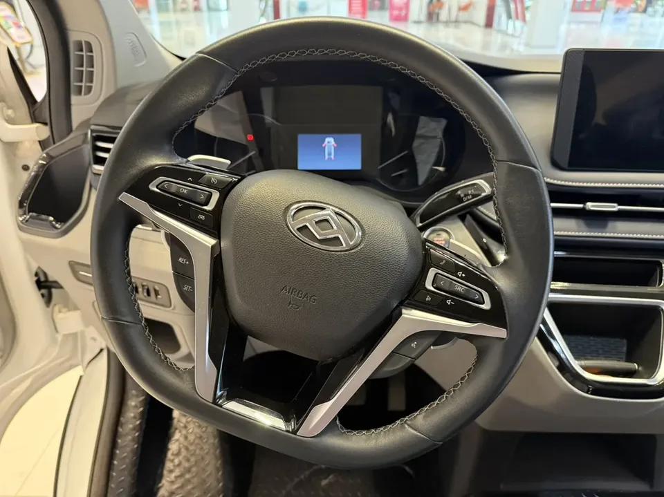 Datong Xintu V70 Xintu V70 2023 2.0T Diesel Automatic Elite Edition Short Axis Low Top 5/6 Seats 150Ps 2023 — thumbnail 3