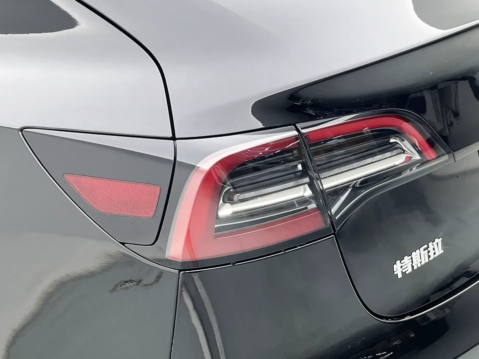 Tesla Model 3 Model 3 2022 Rear-wheel drive 2022 — thumbnail 2