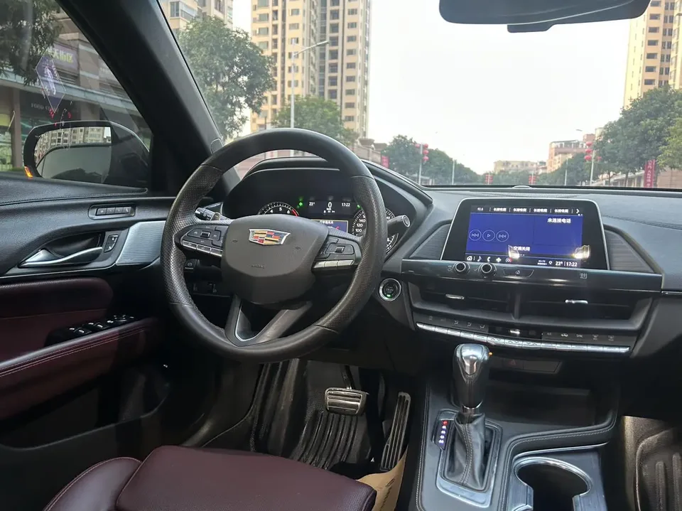 Cadillac CT4 Cadillac CT4 2022 28T Premium Model 2022 — миниатюра 5