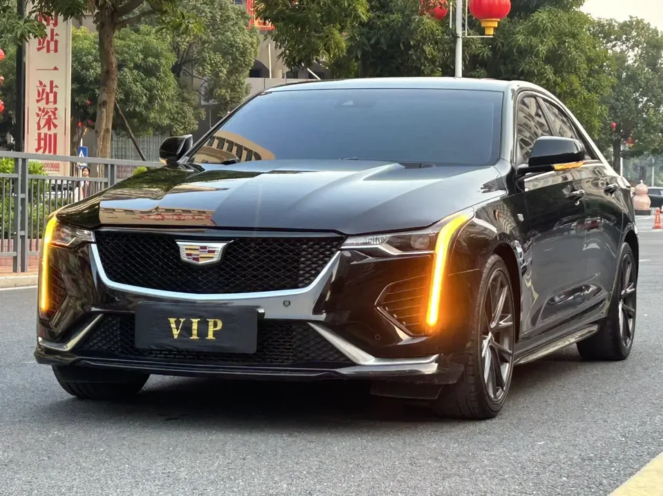 Cadillac CT4 2022