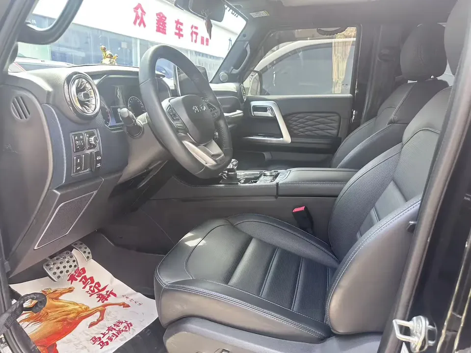 BAIC Beijing Off-road BJ40 2.0T Automatic 4WD Touring Tower Champion Edition 2022 — миниатюра 5