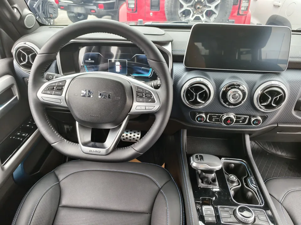 BAIC Beijing Off-road BJ40 Beijing Off-road BJ40 2023 2.0D Automatic 4WD Blade Hero Edition Knight Edition 2024 — миниатюра 3