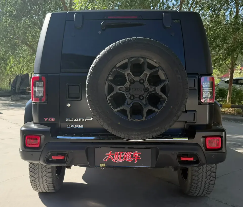 BAIC Beijing Off-road BJ40 Beijing Off-road BJ40 2023 2.0D Automatic 4WD Blade Hero Edition Knight Edition 2023 — миниатюра 2