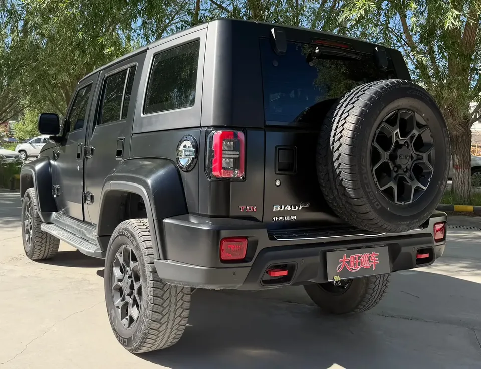 BAIC Beijing Off-road BJ40 Beijing Off-road BJ40 2023 2.0D Automatic 4WD Blade Hero Edition Knight Edition 2023 — миниатюра 4