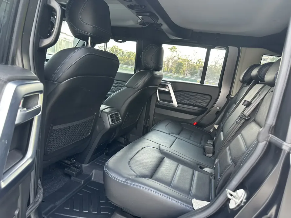 BAIC Beijing Off-road BJ40 2.0D Automatic 4WD Blade Hero Edition Knight Edition 2023 — миниатюра 3