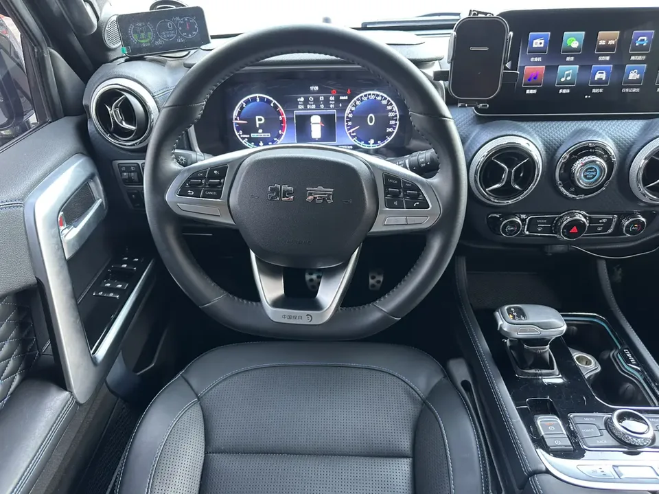 BAIC Beijing Off-road BJ40 2.0D Automatic 4WD Blade Hero Edition Knight Edition 2023 — миниатюра 5