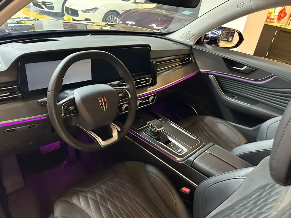 Hongqi HS5 2.0T Flagship Pro 500,000th Commemorative Edition 2024 — миниатюра 4