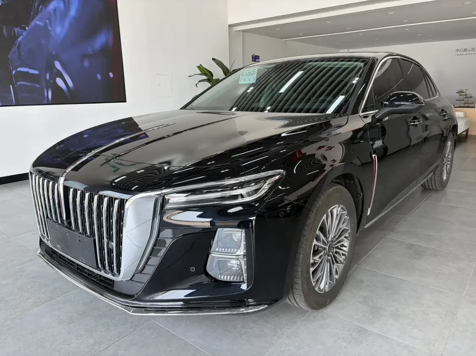 Hongqi H5 2025