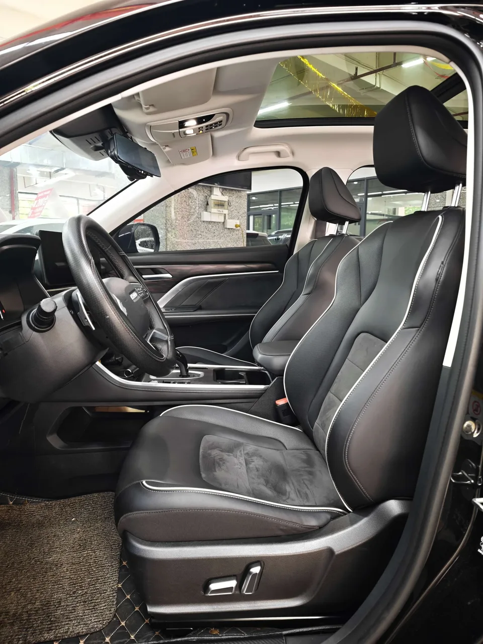 Haval H6 H6 2021 Haval H6 2021 second generation 1.5T automatic championship version 2022 — thumbnail 3