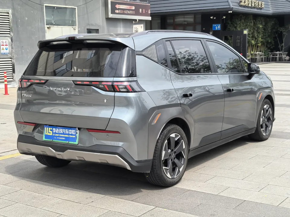 AION Y AION Y 2022 70 Smart Edition Lithium Iron Phosphate 2022 — миниатюра 2
