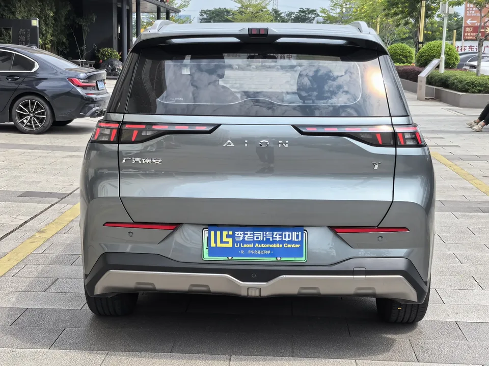 AION Y AION Y 2022 70 Smart Edition Lithium Iron Phosphate 2022 — миниатюра 4
