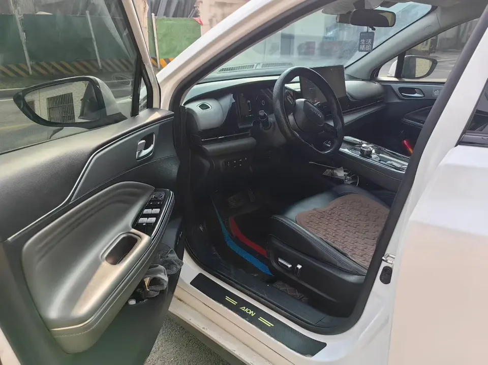AION S Plus 70 smart version ternary lithium 2023 — миниатюра 5