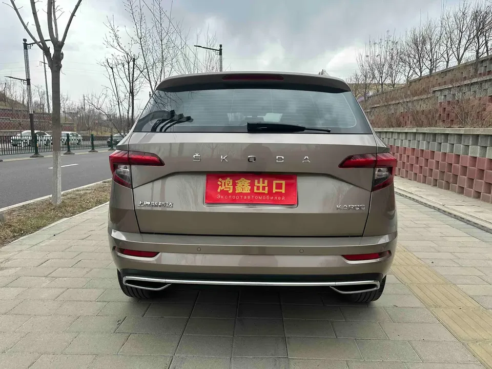 Skoda Karoq Korok 2022 TSI280 Luxury Edition 2022 — thumbnail 2