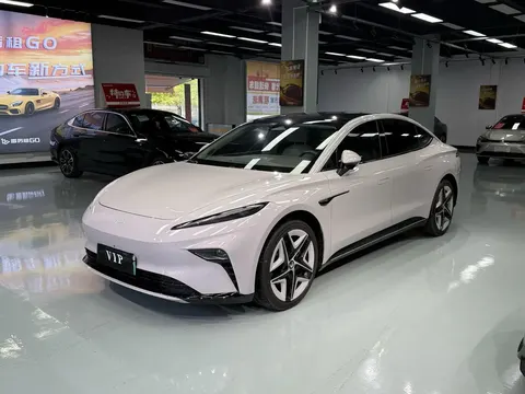 Rising Auto Feifan F7 2024 buy in Moscow