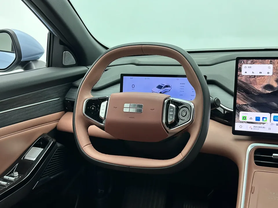 Geely Galaxy L6 1.5 EM-i DHT 140KM Starship Edition 2025 — миниатюра 3