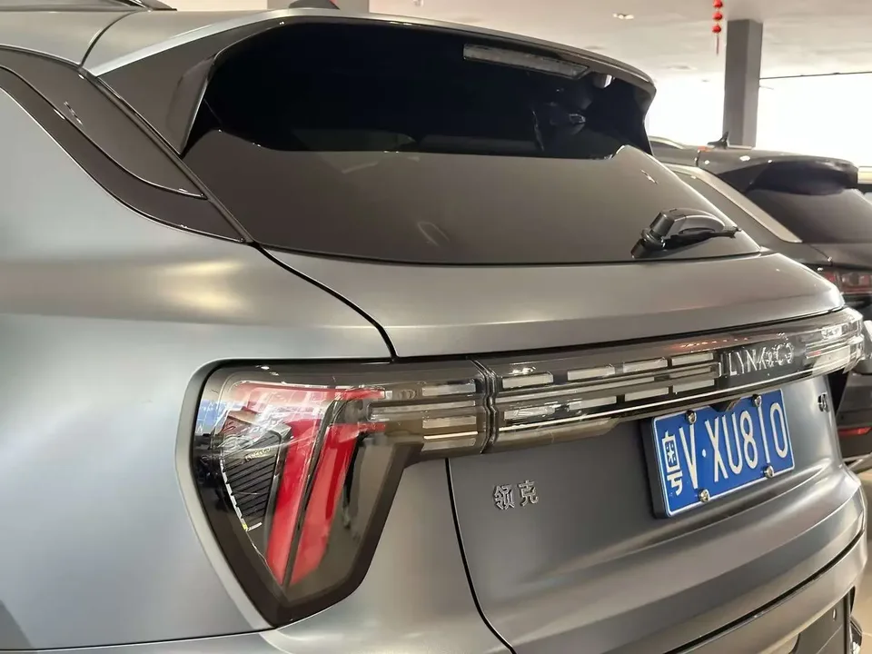Lynk & Co 01 2.0TD 2WD New Pro Edition 2025 — миниатюра 3