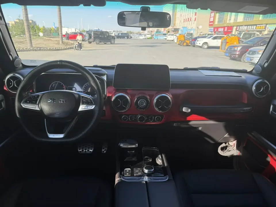 BAIC Beijing Off-road BJ40 Beijing Off-road BJ40 2023 2.0D Automatic 4WD Blade Hero Edition Knight Edition 2025 — миниатюра 4
