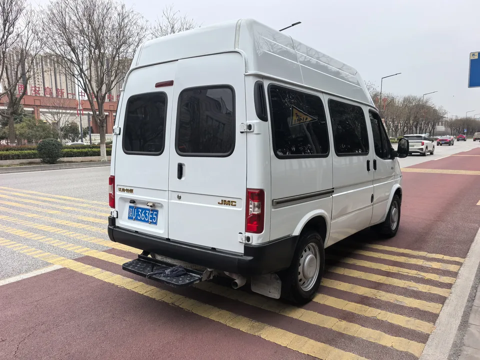 Jiangling Teshun Teshun 2021 2.8T Space King Taurus Short Axis Medium High Top 6 Seater Diesel National VI JX493 2022 — thumbnail 2