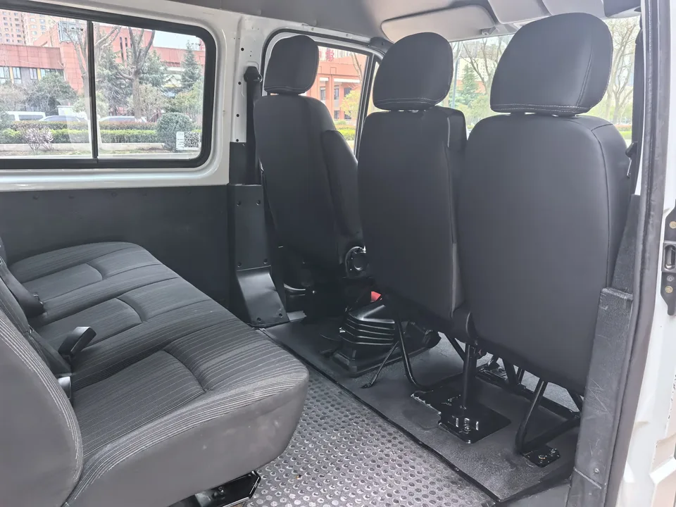 Jiangling Teshun Teshun 2021 2.8T Space King Taurus Short Axis Medium High Top 6 Seater Diesel National VI JX493 2022 — thumbnail 5