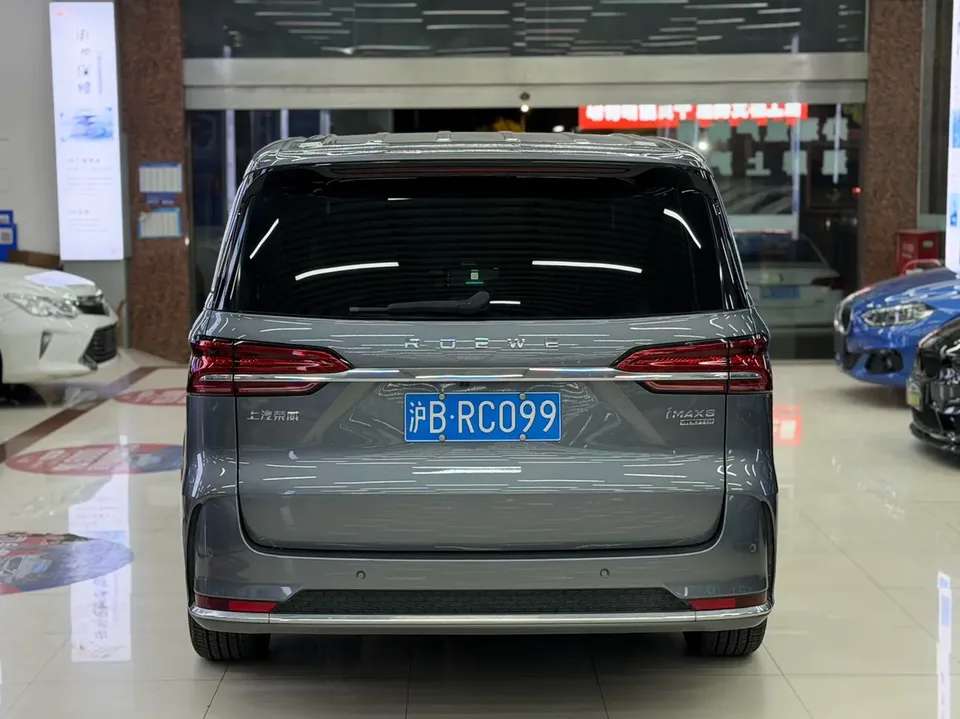 Roewe iMAX8 400TGI Premium Edition 2023 — миниатюра 2