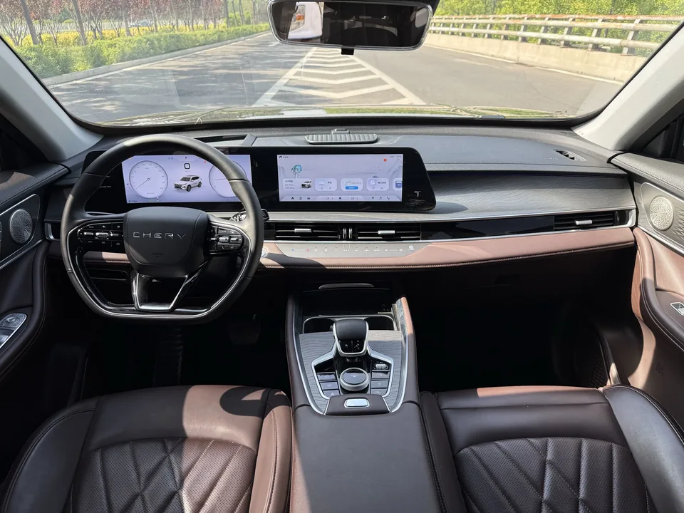 Chery Tiggo 8 Pro Tiggo 8 PRO 2024 Champion Edition 390T 2WD Peak Edition 5 Seaters 2024 — миниатюра 3