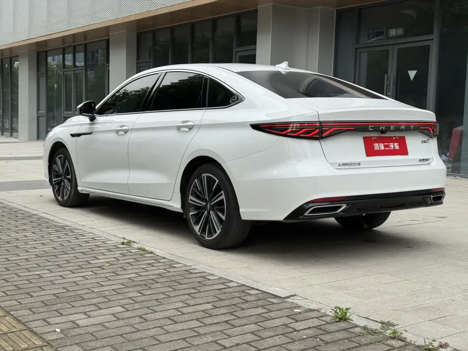 Chery Arrizo 8 PRO 290TGDI DCT Luxury Edition 2025 — миниатюра 2