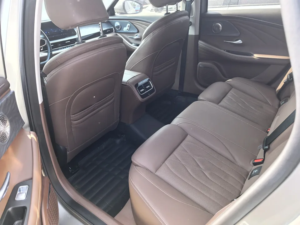 Chery Arrizo 8 High Energy Edition 2.0T DCT 2024 — миниатюра 5