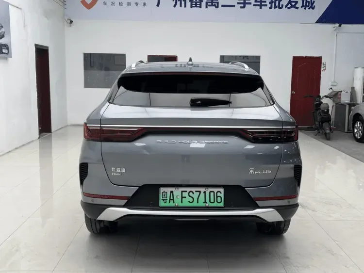 BYD Song PLUS DM DM-i 51KM 2WD Premium Edition 2022 — миниатюра 2