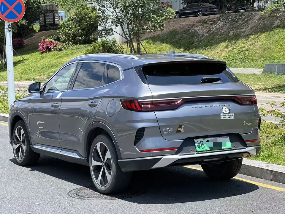 BYD Song PLUS DM Song PLUS DM 2021 DM-i 110KM 2WD Flagship PLUS 5G Edition 2022 — миниатюра 2
