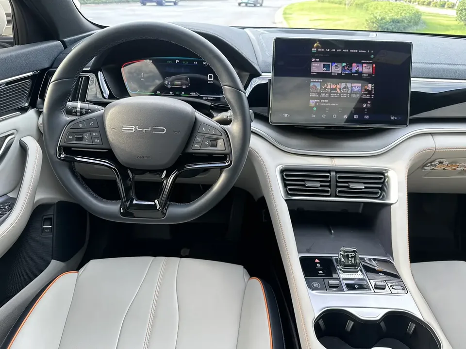 BYD Song PLUS DM Song PLUS DM 2023 DM-i Champion Edition 110KM Flagship 2023 — thumbnail 3