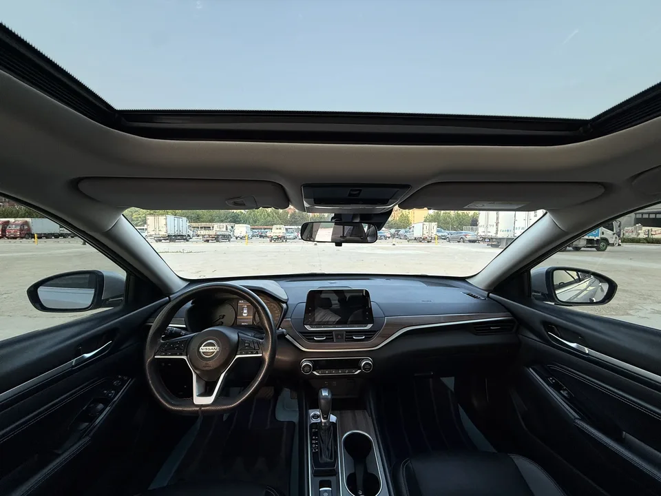 Nissan Altima Teana 2021 2.0L XL Comfort Edition 2022 — миниатюра 3